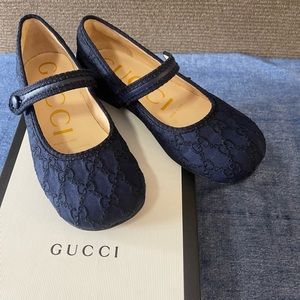 GUCCI  kids ballet shoes *Authentic*